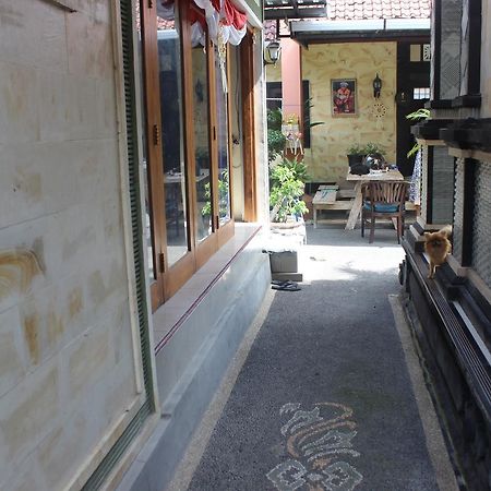 Gedul Homestay Canggu Eksteriør billede